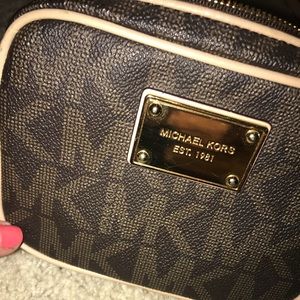 Michael Kors Crossbody Bag